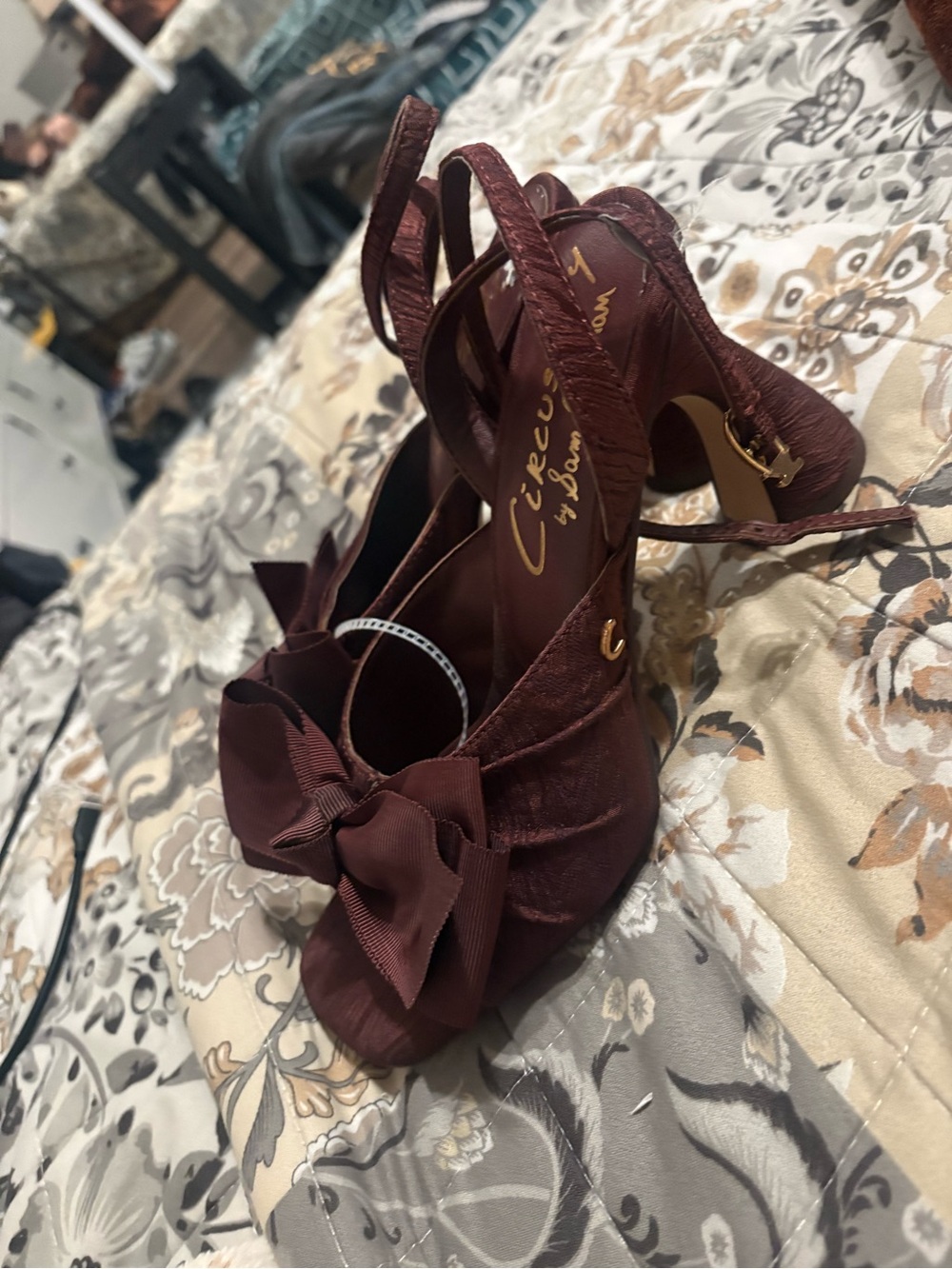 Circus ny by Burgundy Bow Slingback Heels - Picture 4 of 4